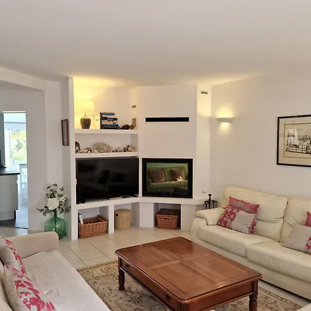 Avec Piscine A 15 Min De La Rochelle, Proche Plages Et Commerces - Fr-1-706-13