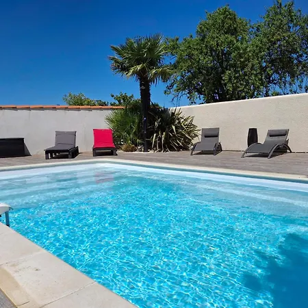 Casa vacanze Avec Piscine A 15 Min De La Rochelle, Proche Plages Et Commerces - Fr-1-706-13