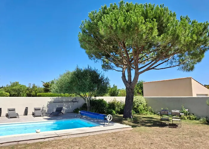 Avec Piscine A 15 Min De La Rochelle, Proche Plages Et Commerces - Fr-1-706-13